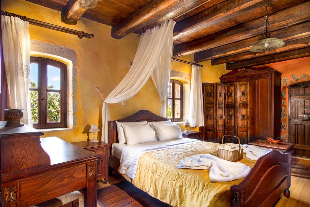 Samonas Traditional Villas Room photo