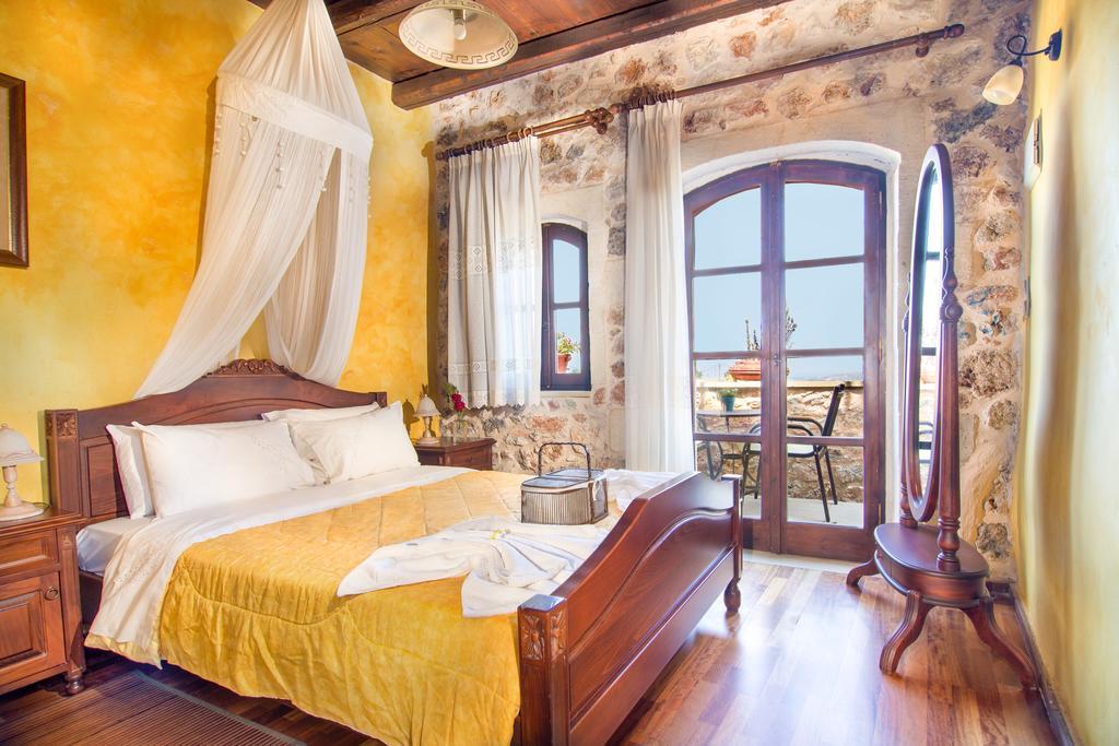 Samonas Traditional Villas Room photo